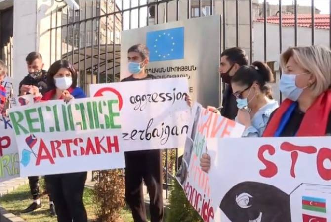 Armenian activists satisfied from meeting with EU Ambassador