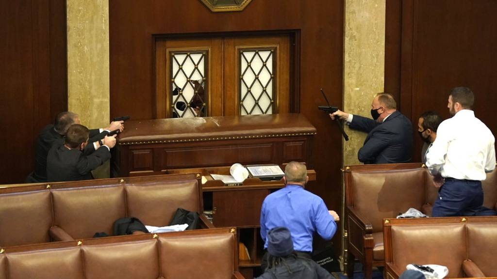 Թրամփի կողմնակիցները ներխուժել են Կոնգրես․ նախնական տվյալներով կա 4 զոհ