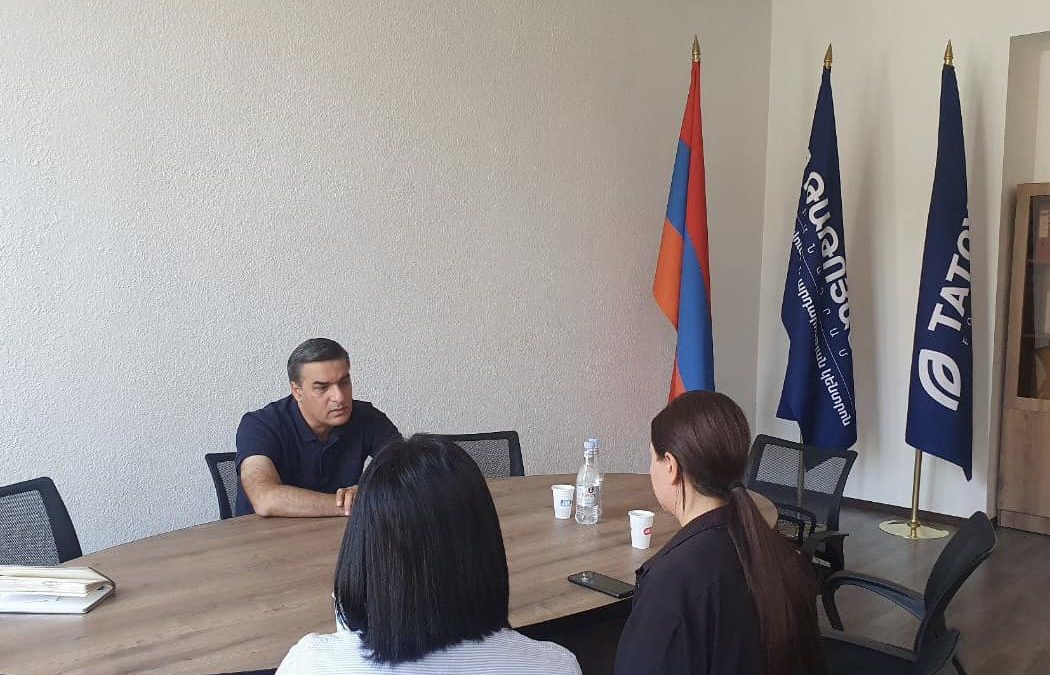 Ադրբեջանական կողմը Վագիֆ Խաչատրյանին առևանգելու ակնհայտ մտադրությամբ խաբեությամբ է բերել իրենց շտաբ․ Արման Թաթոյան